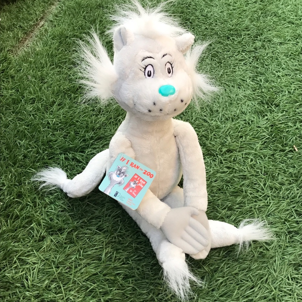 NWT • Dr. Seuss IF I RAN THE ZOO Kohls Cares Plush